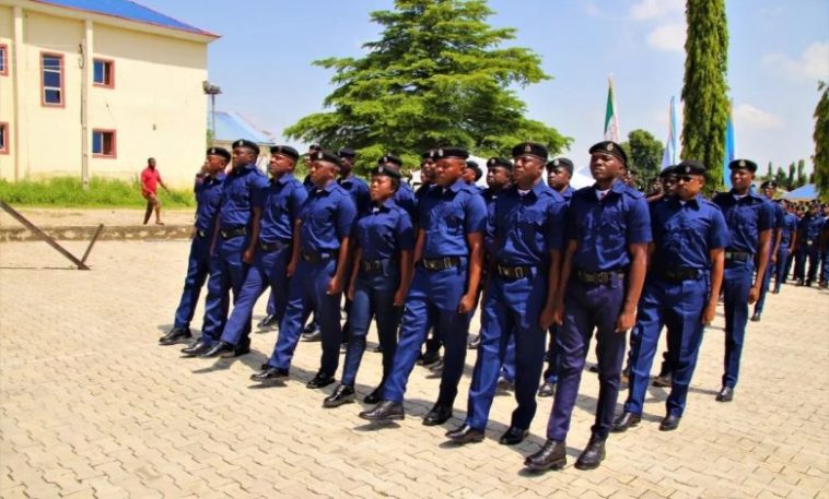 Svg+xml;charset=utf 8,%3Csvg%20xmlns%3D'http%3A%2F%2Fwww.w3