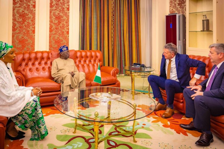 Svg+xml;charset=utf 8,%3Csvg%20xmlns%3D'http%3A%2F%2Fwww.w3