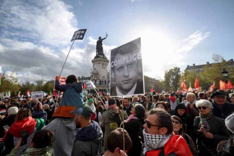 Protesters rally in Paris, call for end to ‘massacre’ in Gaza